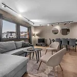 Daire For Groups & Families - Free Parking - Near Centrum Tromsø
