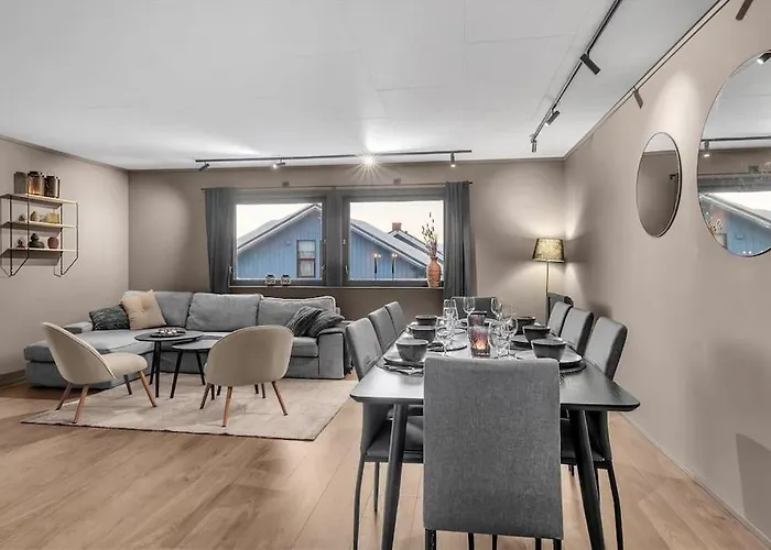 For Groups & Families - Free Parking - Near Centrum شقة